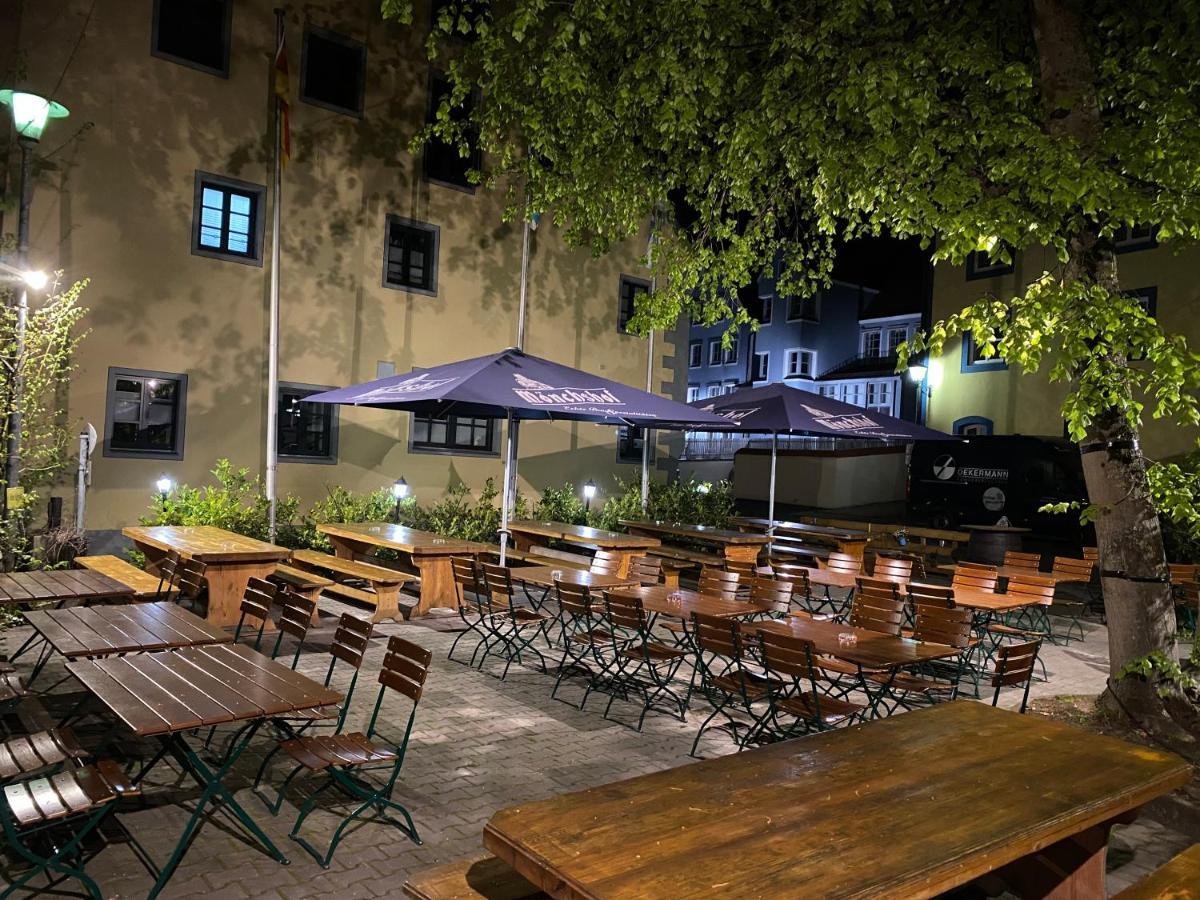 Hotel-Gasthof Zur Post เวลบวร์ก ภายนอก รูปภาพ
