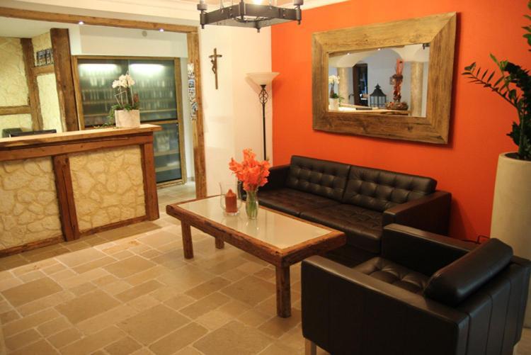 Hotel-Gasthof Zur Post เวลบวร์ก ภายนอก รูปภาพ